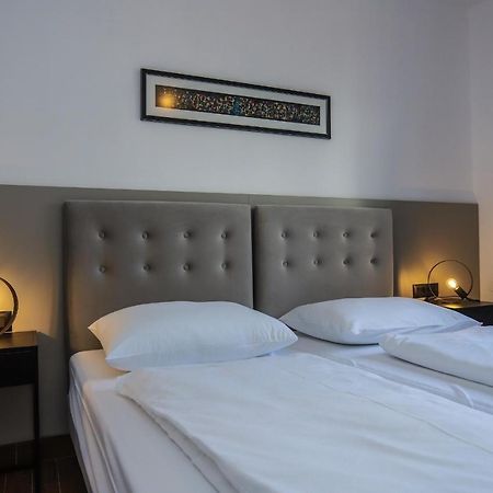 Apartments Silvano Porec Exterior photo